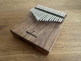 MOOZICA 21-Ton Kalimba / Daumenklavier aus Holz, neu, unben.