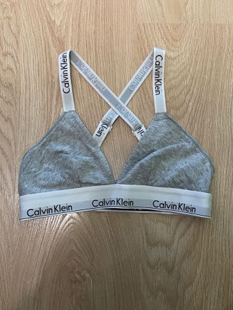 Calvin Klein Bralette (Grösse M)