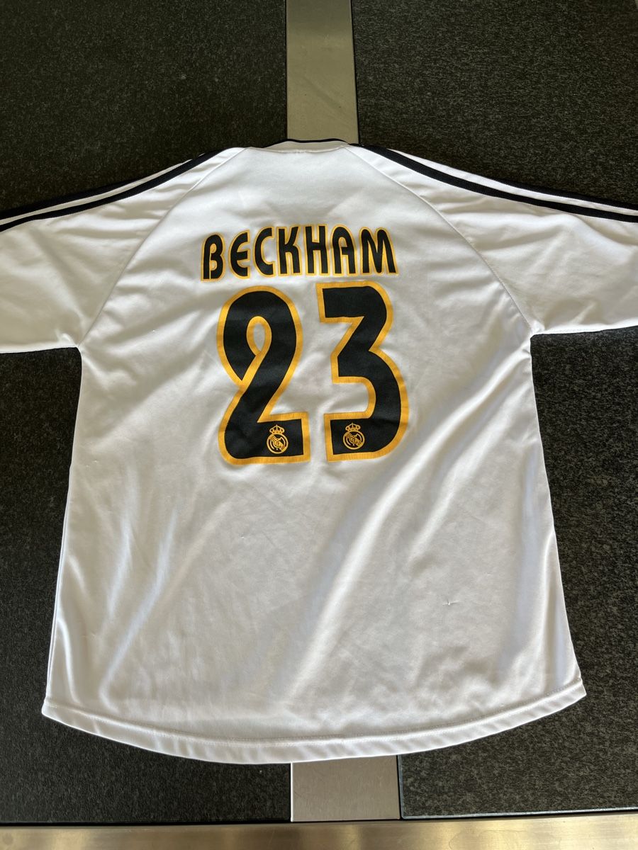 Real Madrid Canottiere & Pantaloni: Beckham Real Madrid Trikot – Usato da Besenbüren venduto da eri_j8j6 3