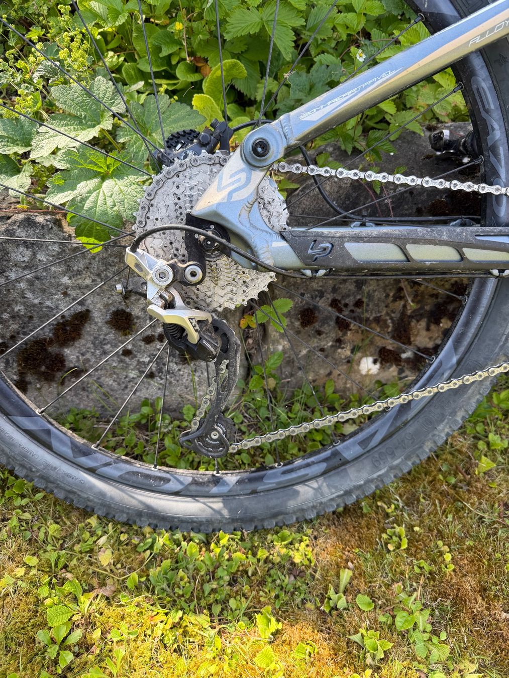 Lapierre Velos: kaum gebrauchtes Lapierre Fully Mountainbike, X-Flow 412 – Gebraucht aus Adliswil von lupina70 4