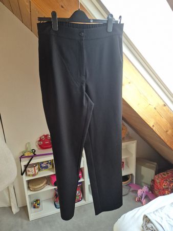 Stoffhose nook schwarz Grösse 3 (40) guter Zustand
