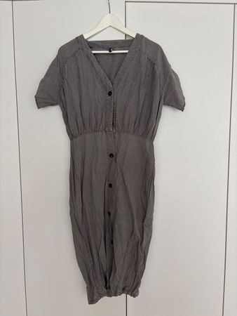 Kleid, mittellang ZARA