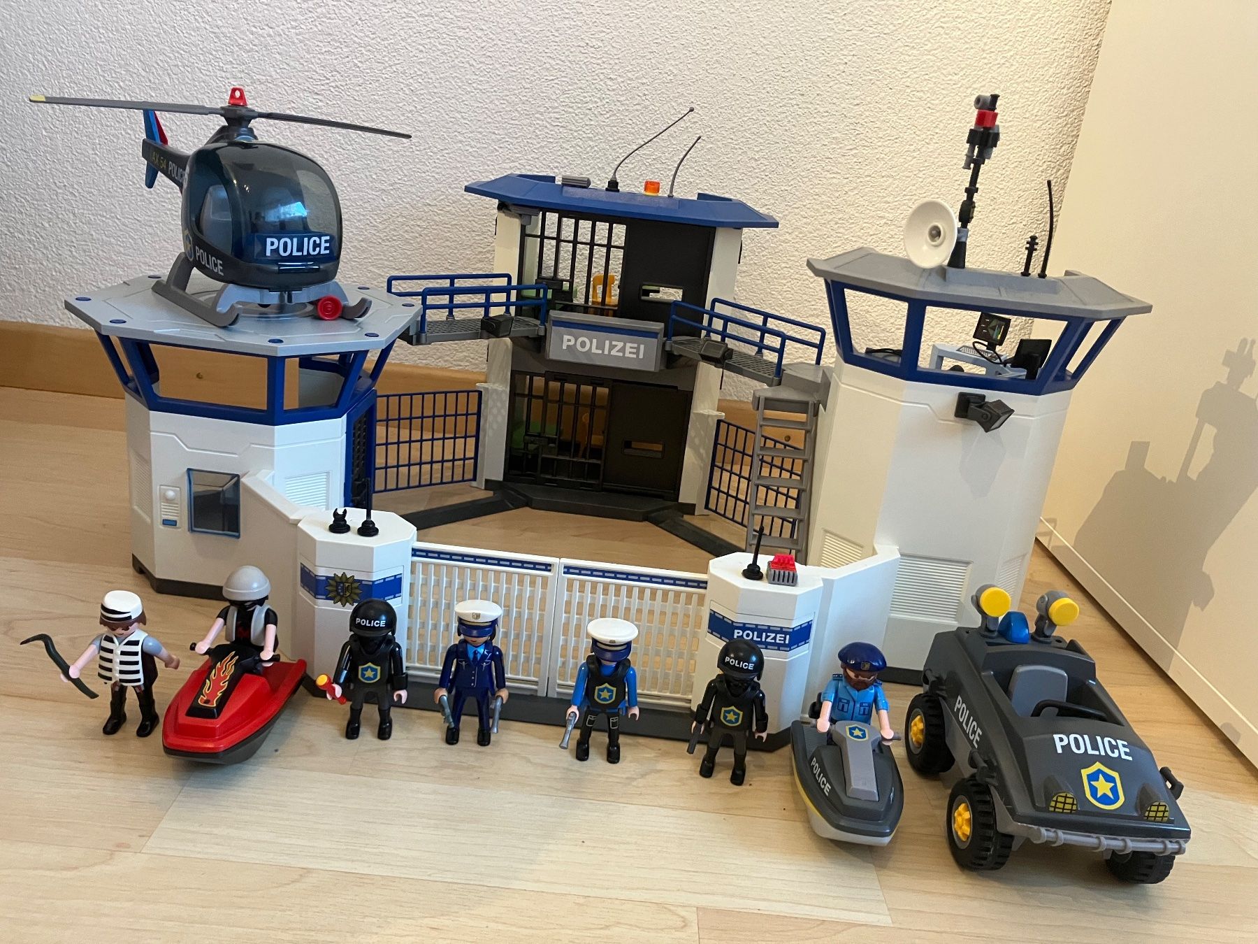 Playmobil Giocattoli: Playmobil Polizeistation – Usato da Uster venduto da Kaktus09