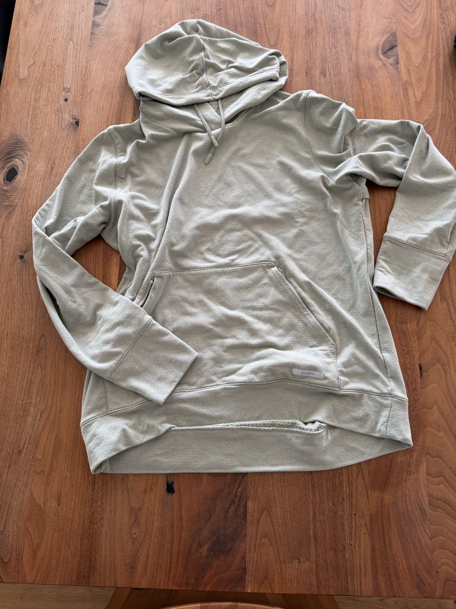 Kleiderpakete: Sport Oberteile – Gebraucht aus Breitenbach von tinkerbell25 1