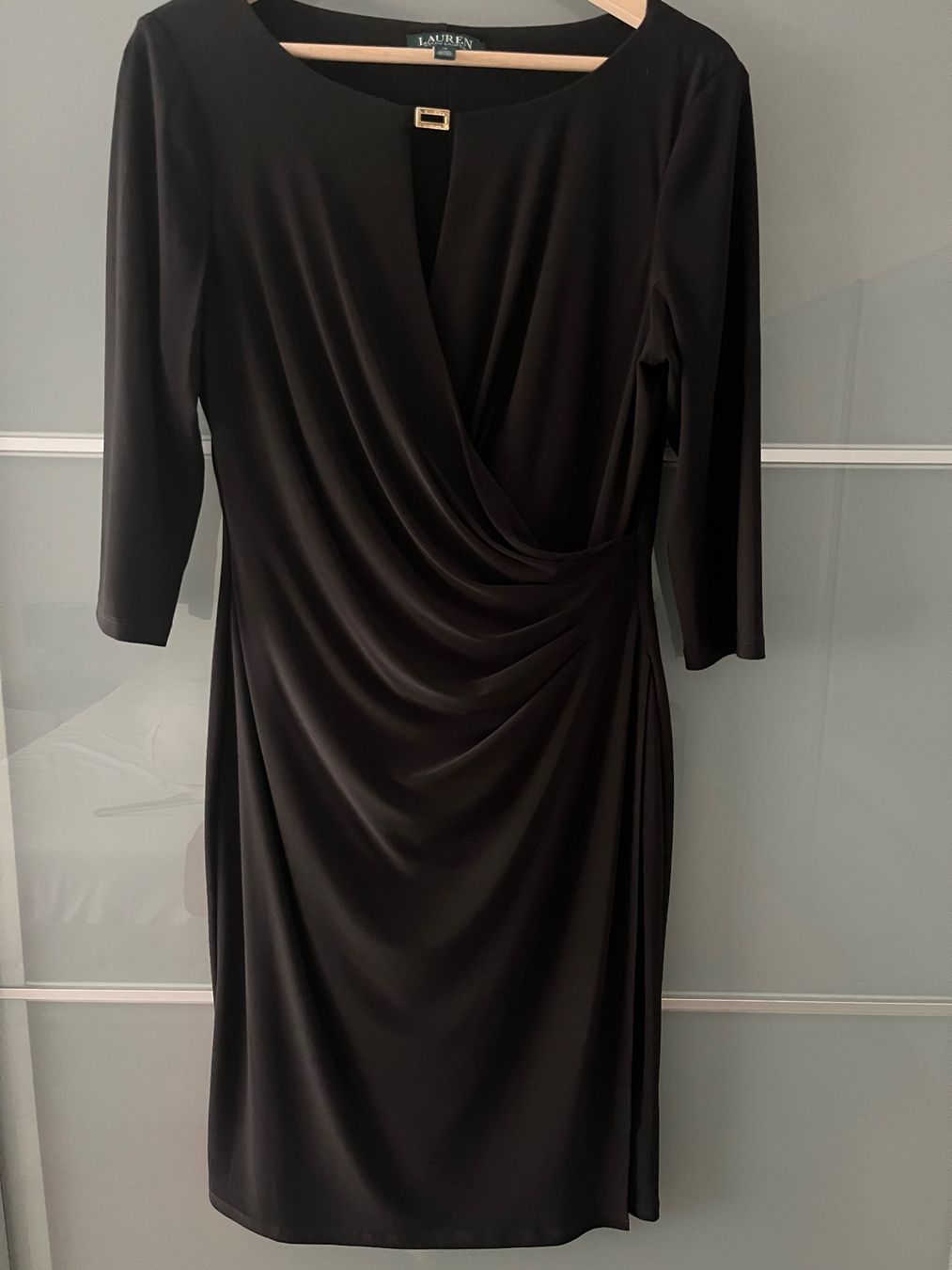 Ralph Lauren Robes: Robe Ralph Lauren t.M – D'occasion à Biel-Bienne par Doriskoloris