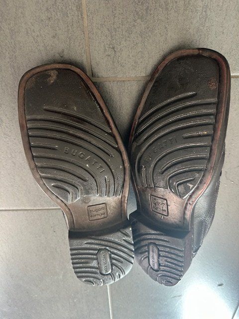 Bugatti Scarpe da uomo: Bugatti Herren Schuhe, Schwarz, Grösse 42 – Usato da Feldbach venduto da CDF10 1