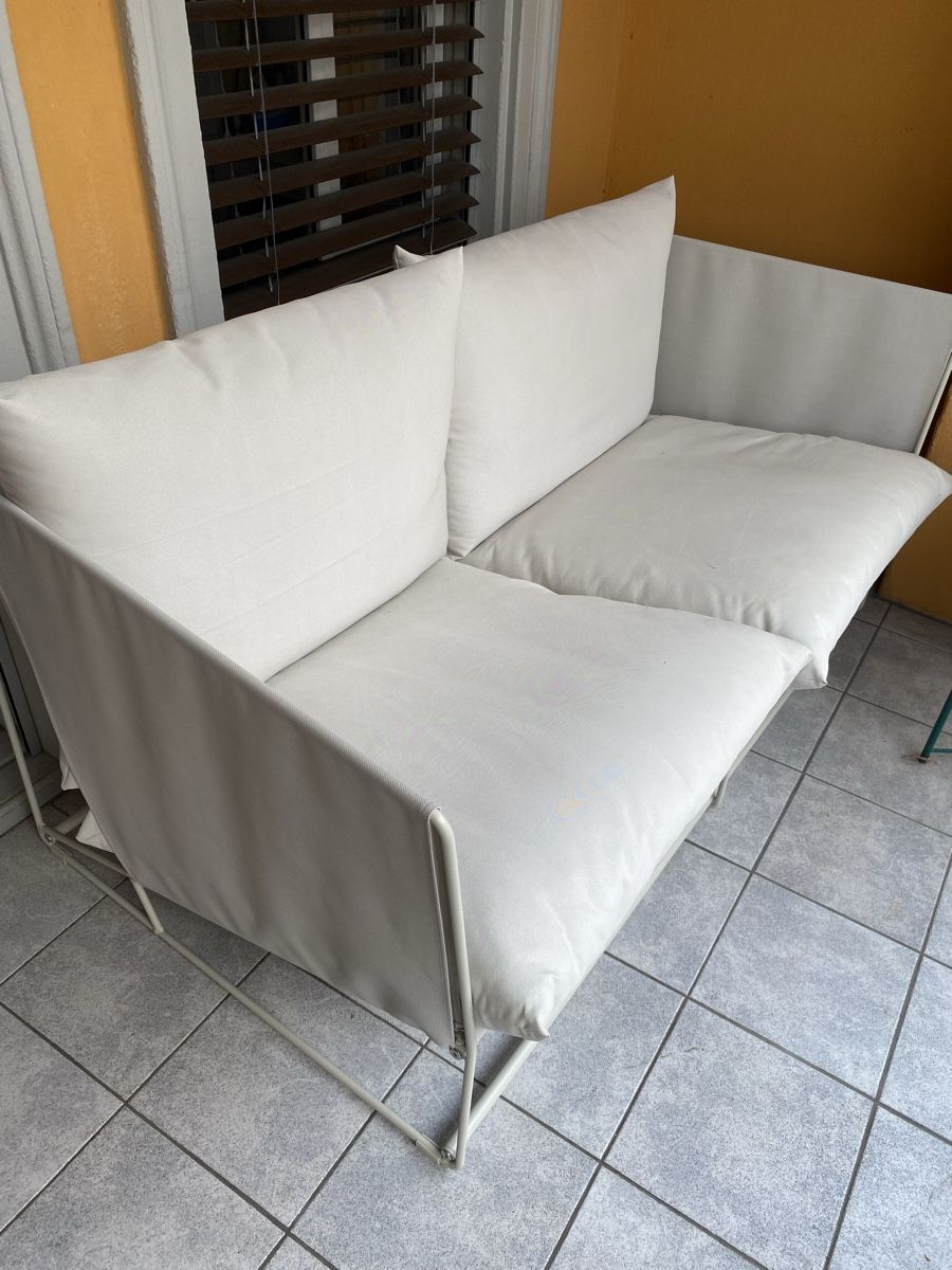 Sofas: Havsten Ikea 2er-Sofa Balkonsofa / Lounge  – D'occasion à Luzern par ann_t6wf