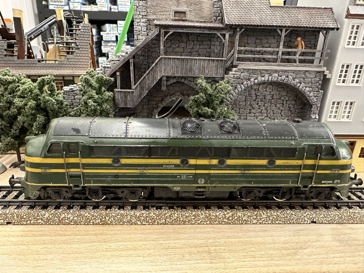 Märklin Modellini di ferrovie: Märklin 3066 SNCB BR 204 digital – Usato da Lupsingen venduto da New-Haven 1
