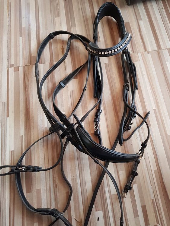 Schöner Zaum schwarz gr.WB (Gebraucht) in Riedholz für CHF 20 – mit ...