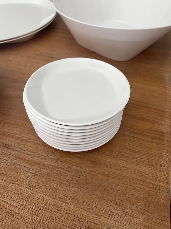 Teller: Dishes melamine  – Gebraucht aus Rüschlikon von CourtneyM 2