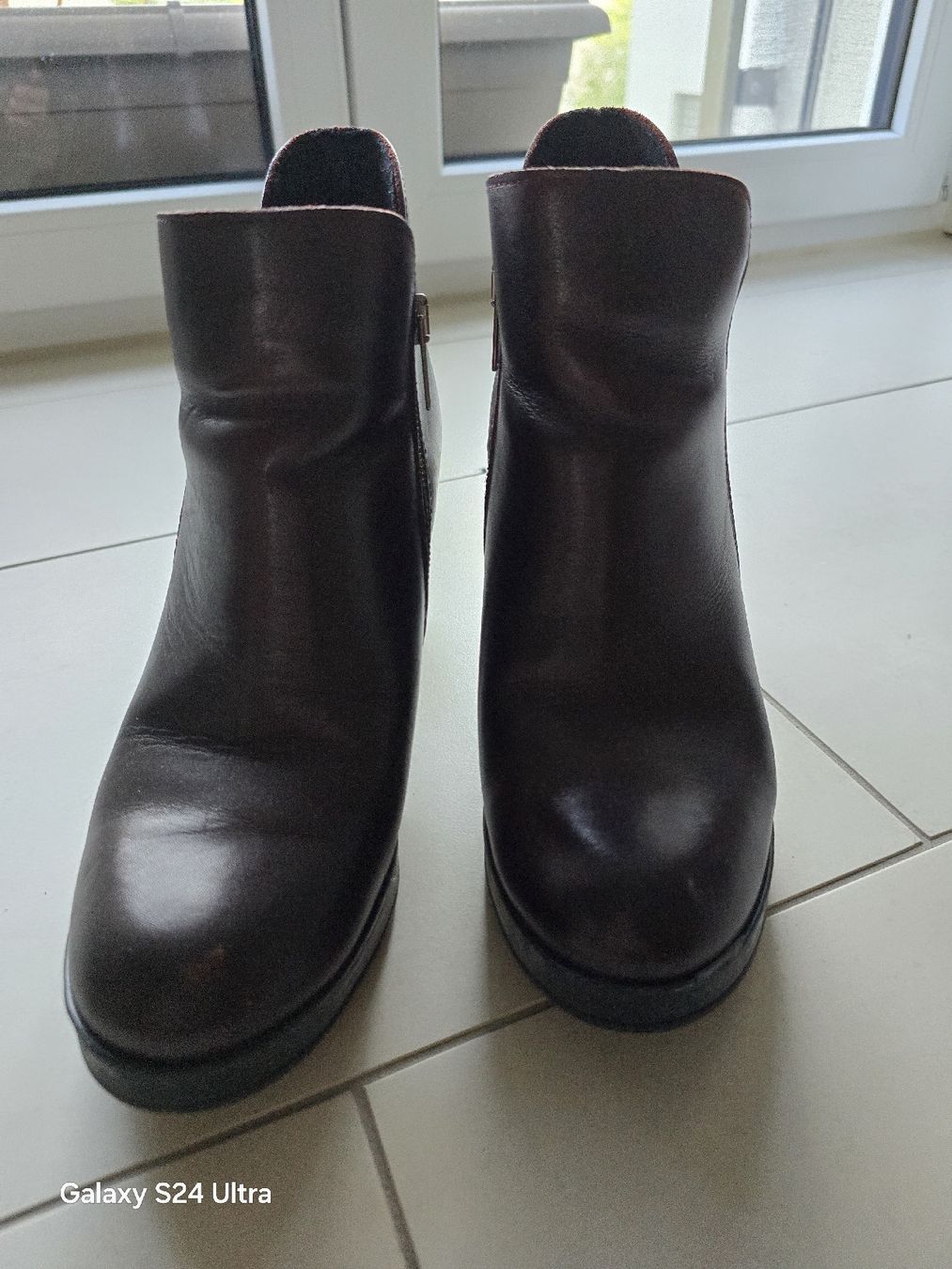 Scarpe da donna: Lederstiefeletten Gr.38 Blockabsatz – Usato da Kloten venduto da Salentina64 1