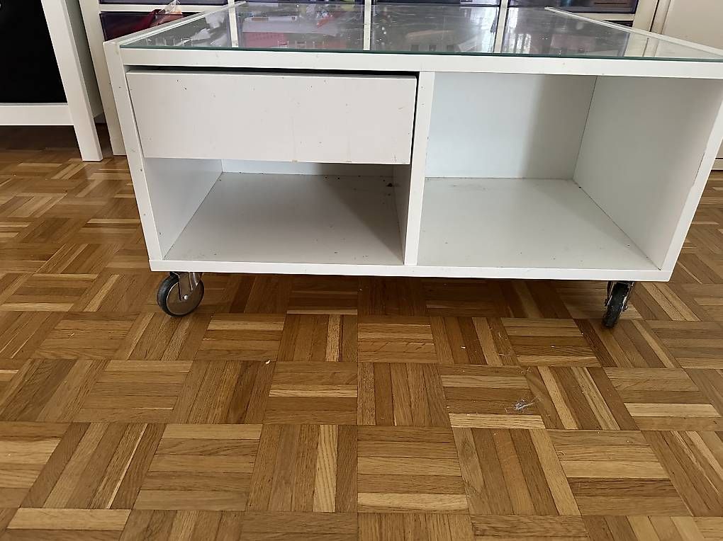 Tavoli: Salontisch auf Räder GRATIS! – Usato da Malters venduto da Dronny 1
