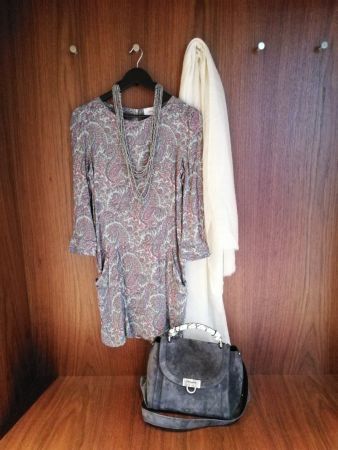 Hängekleidchen mit Paisley Muster