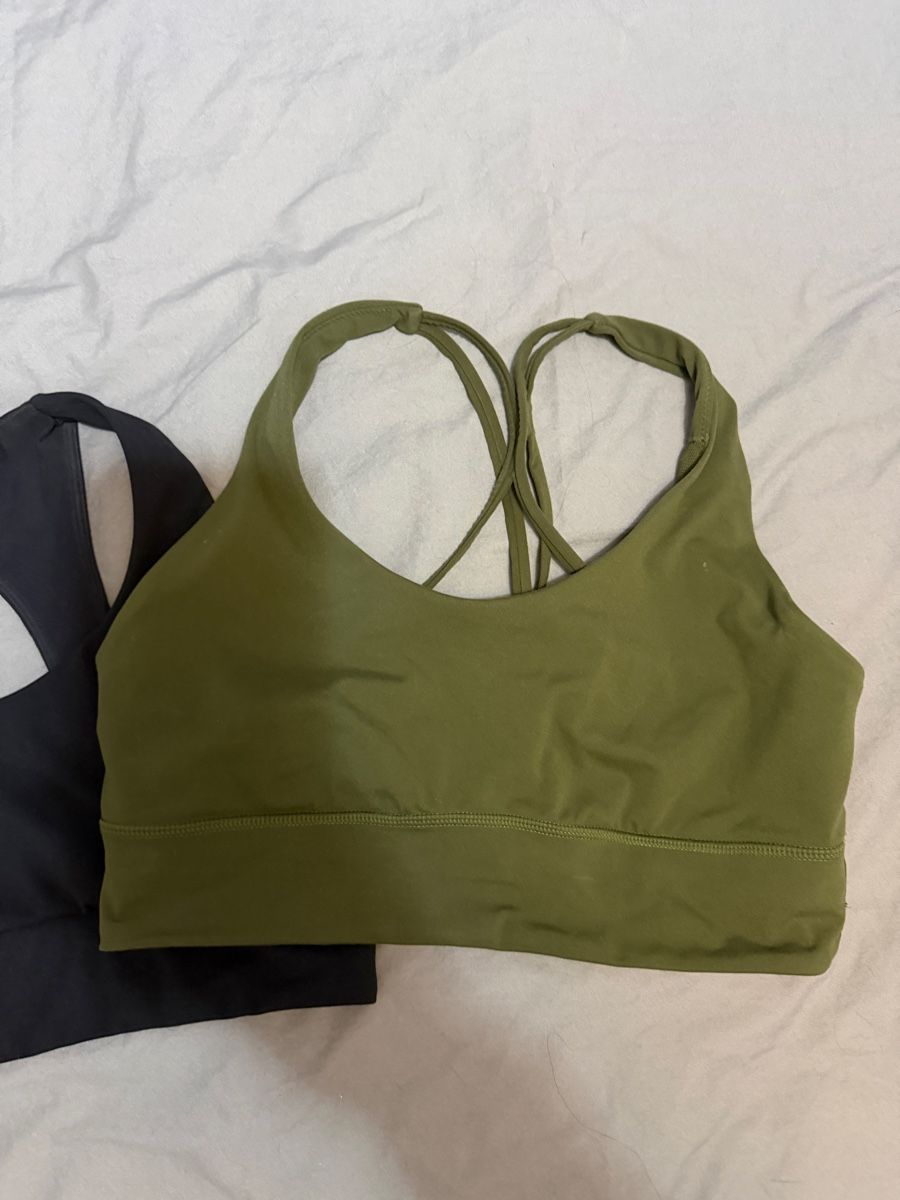 Oysho Top: 2 Oysho Top – Usato da Neerach venduto da the_modern_mini 1