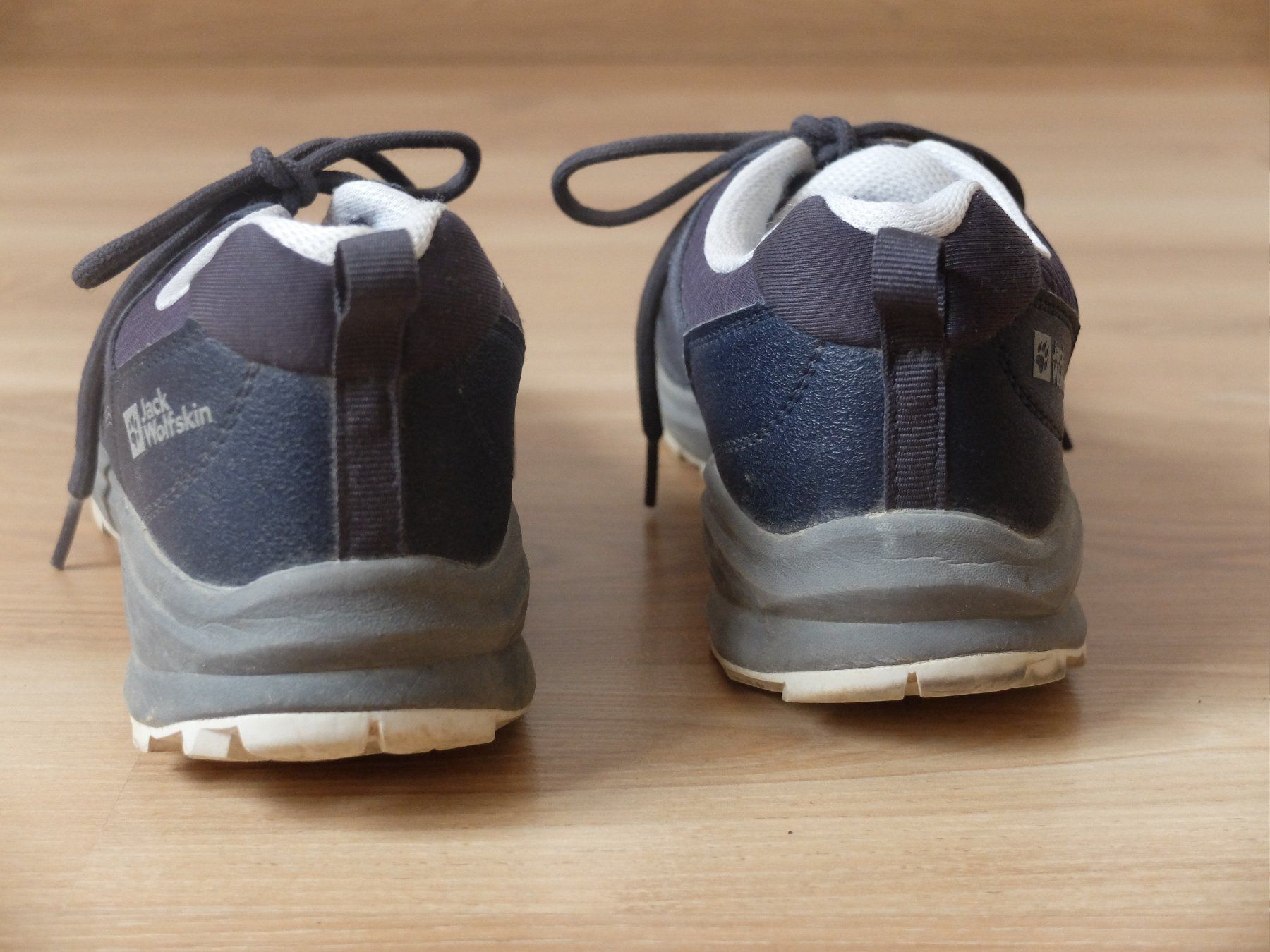 Jack Wolfskin Scarpe da donna: Jack Wolfskin baskets marche 39 // Envoi / Versand OK – Usato da Les Breuleux venduto da malice_13 2