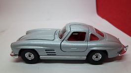 Mercedes 300SL - Corgi -. made in Great Britain 1:36