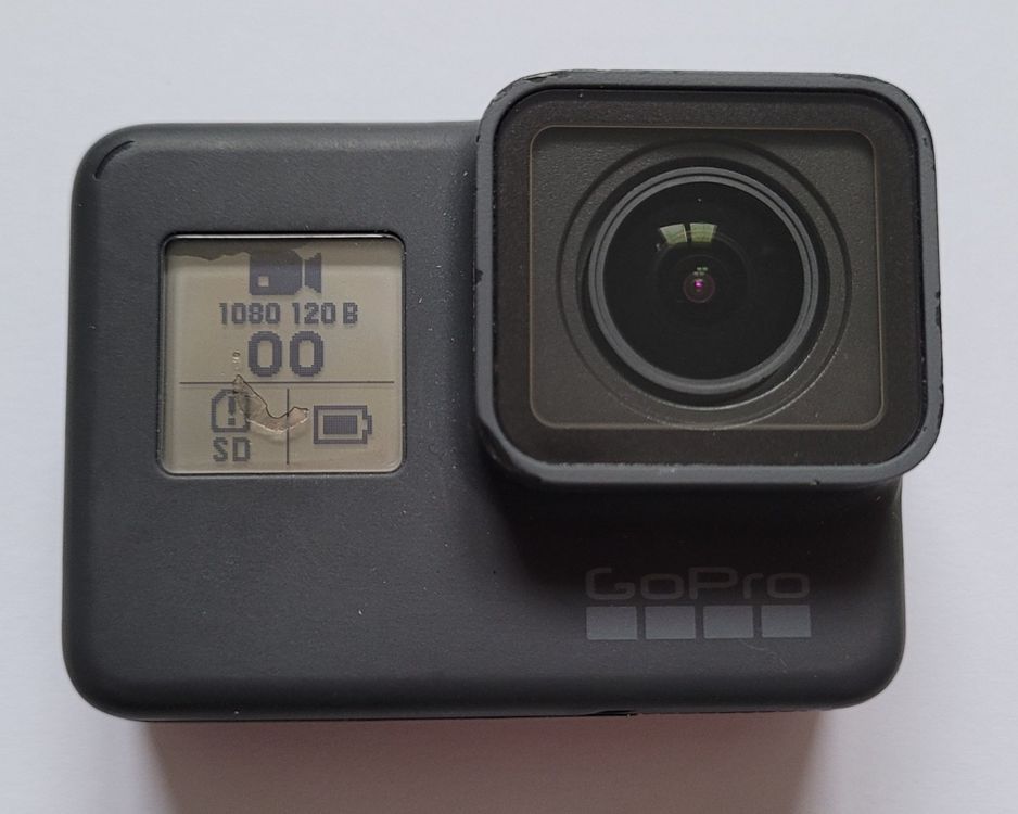 GoPro Hero 5 + 3 Accus mit Ladegerät + 1x 16GB MicroSD Card Kaufen