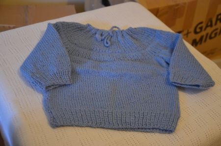 TAILLE 68 - PULLOVER NEU - HANDARBEIT