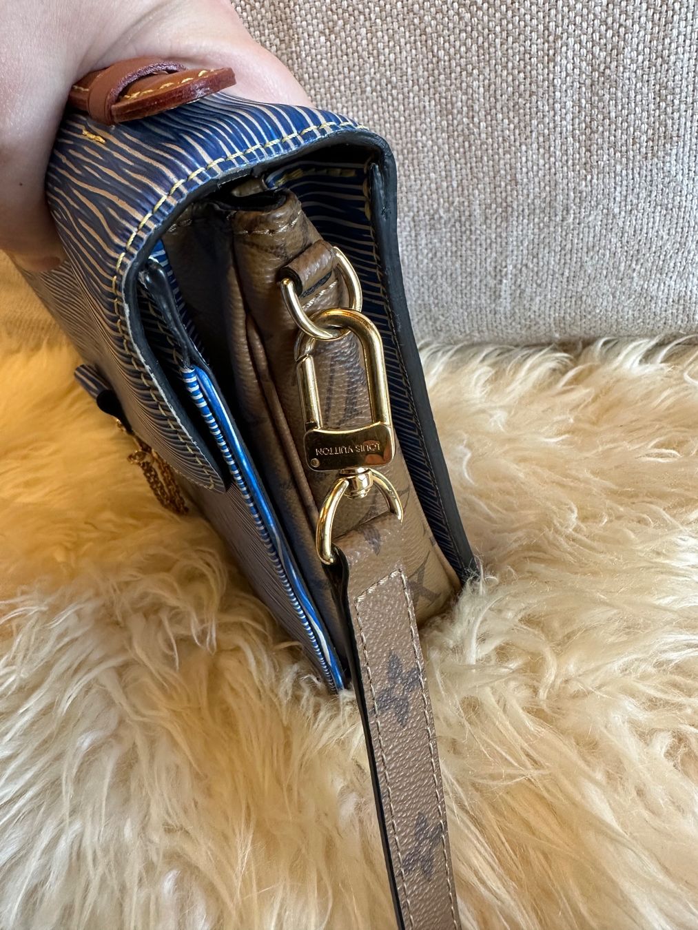 Louis Vuitton Borse da donna: Louis Vuitton Epi Denim Reverse Metis – Usato da Rupperswil venduto da Bienchen022 4