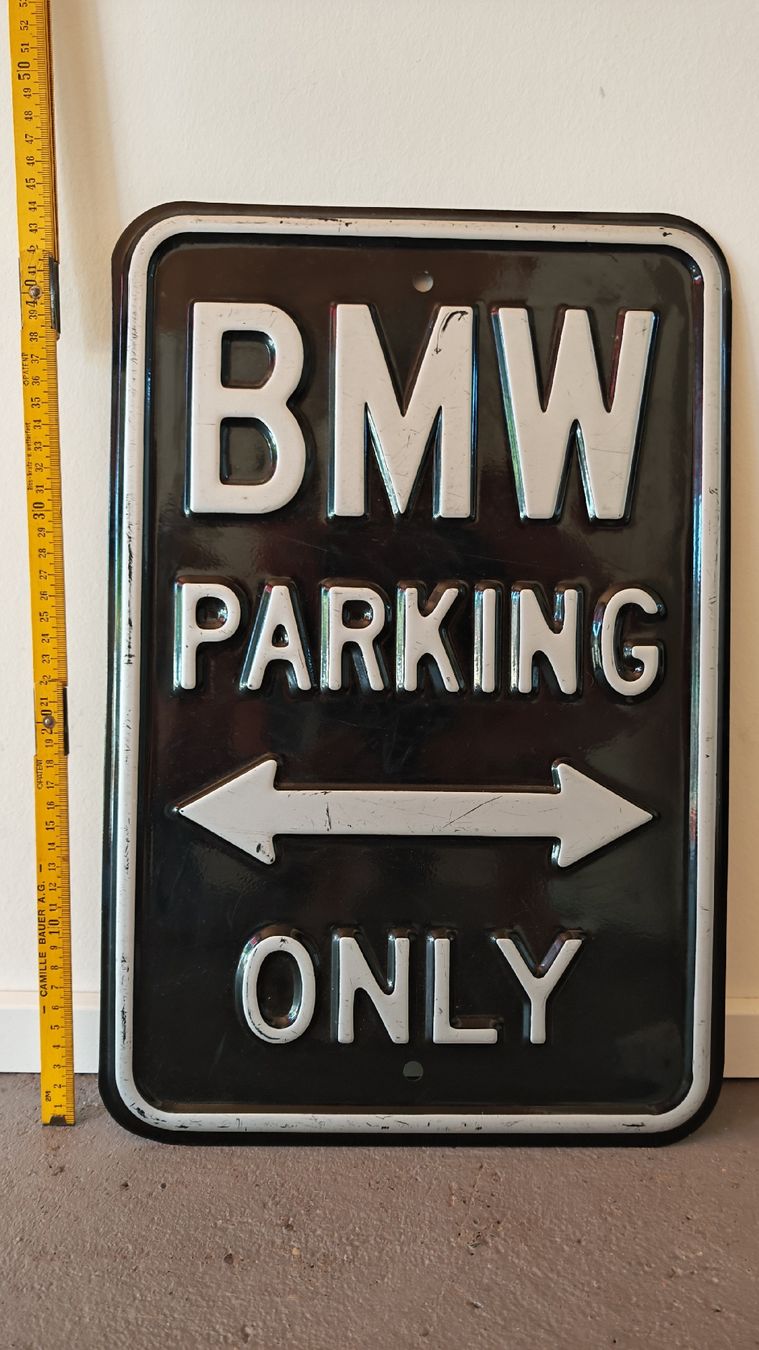 BMW Insegne: Blech Schild BMW parking only 30-46cm – Usato da witterswil venduto da legoleon