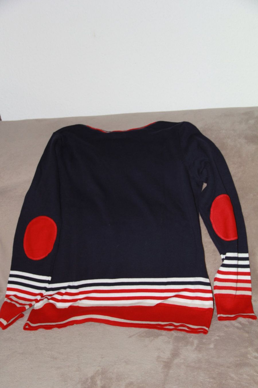Pullover & Sweatshirts: Pull Kangaroos – Gebraucht aus satigny von cara68 1