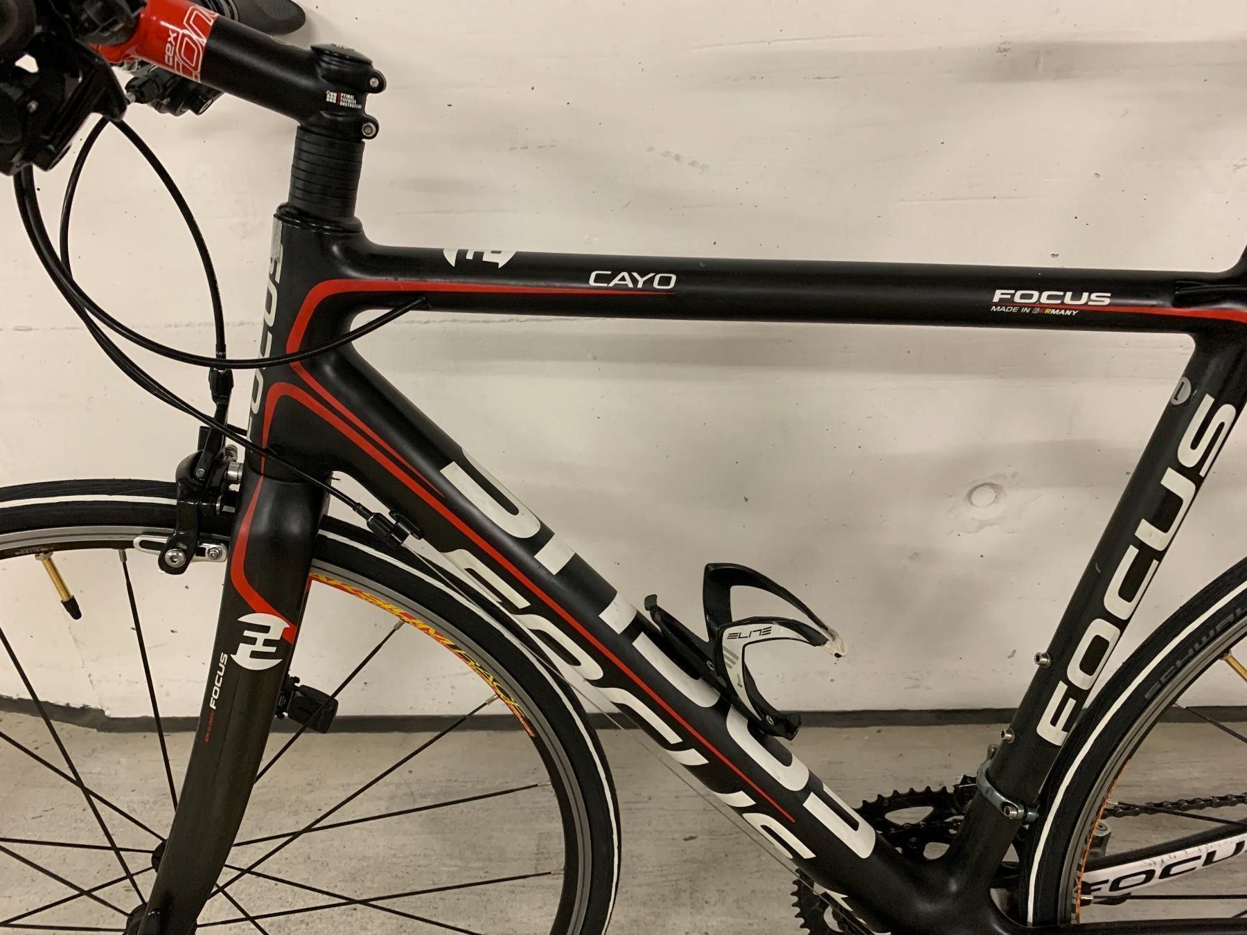 Biciclette: Carbon Rennrad Focus – Usato da Zürich venduto da divertimento4
