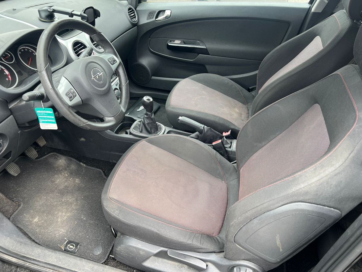Opel Automobili: Opel Corsa D14 OPC – Usato da Biel/Bienne venduto da Zz86 2