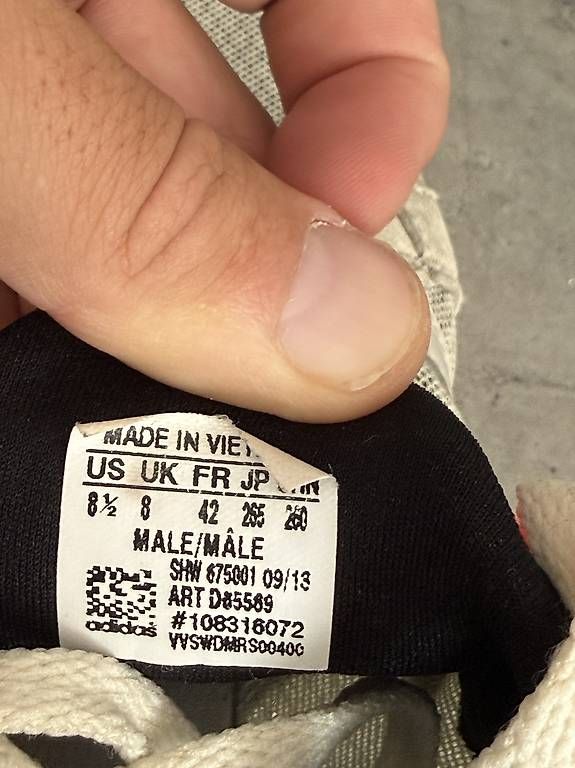 Herrenschuhe: Adidas Sneaker – Gebraucht aus Hagenbuch ZH von Bimbolino93 1