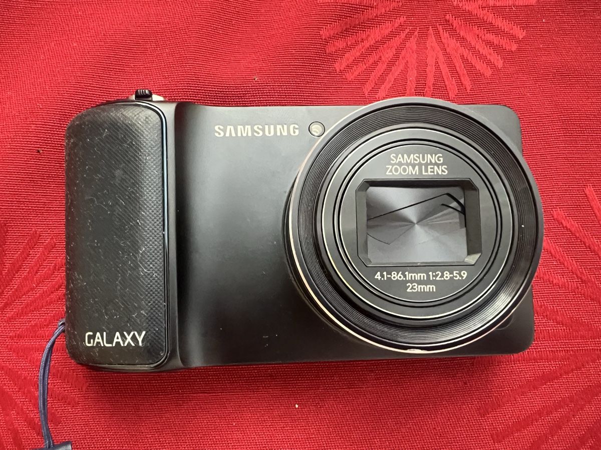 Samsung Fotocamera: Samsung Galaxy smart Kamera – Usato da Zürich venduto da jao_2bx7