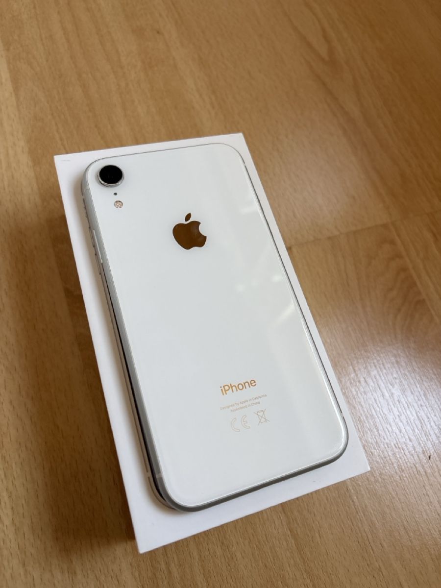 Apple Portables: iPhone XR Weiss mit Originalverpackung – D'occasion à Brünisried par sve_vft2 2
