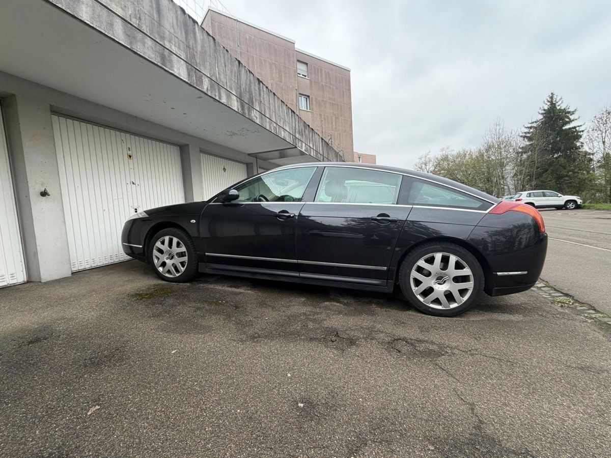 Citroën Automobili: Citroen C6 – Usato da Uzwil venduto da and_z5g9 2