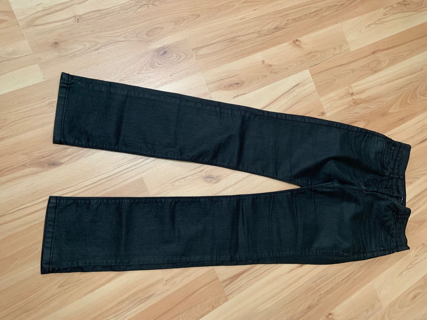 Caroll Pantalons: Pantalon caroll – D'occasion à Ecublens VD par timily