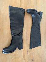 Alaïa Paris Black Leather Knee-High Boots – Size 38/fitz 40