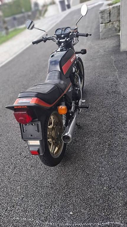 Honda Strada: Honda CB 400 N – Usato da Altstätten SG venduto da sini_s_84 1