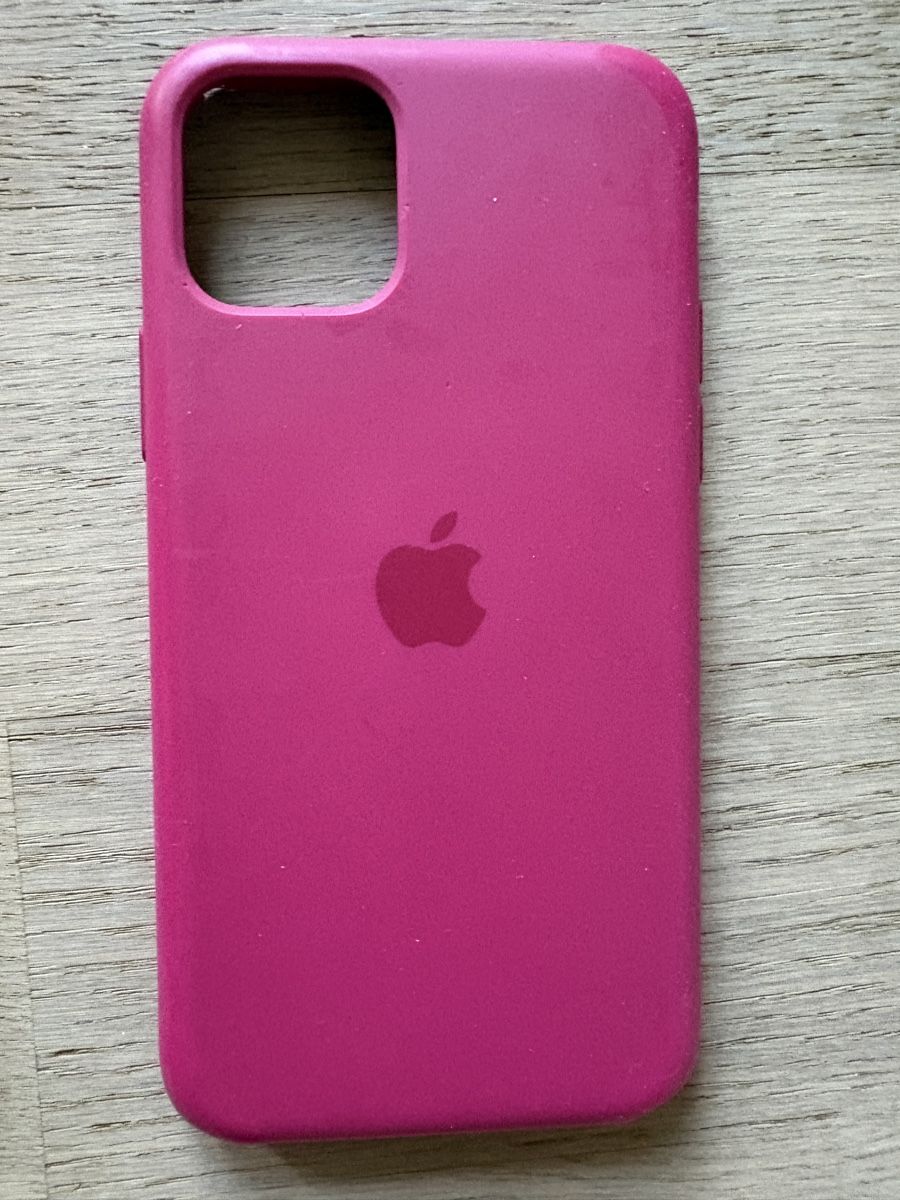 Apple Covers & Schutzfolien: Apple Silicone Case iPhone 11 Pro – Gebraucht aus Bern von Janina.Leandra