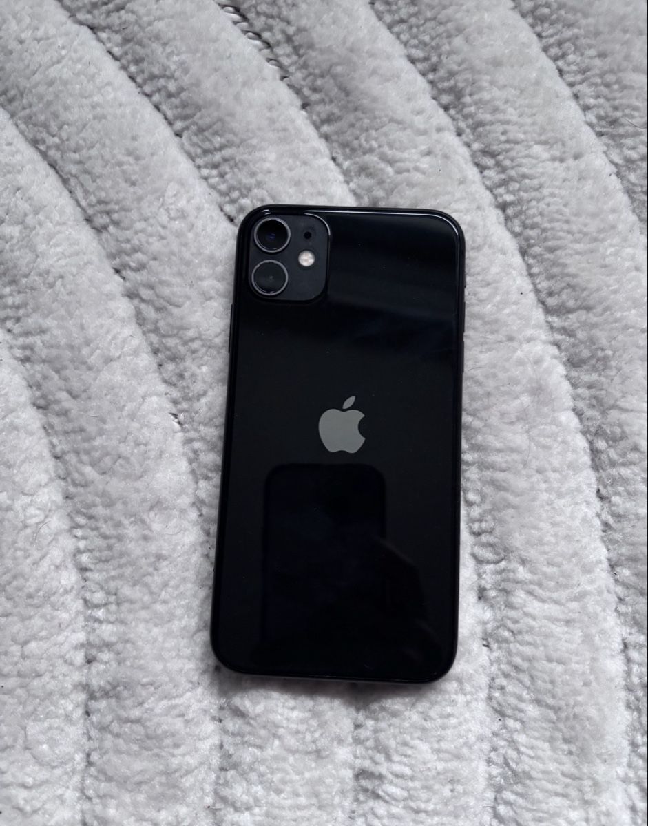 Apple Telefoni cellulari / Smartphones: iPhone 11 – Usato da Frauenfeld venduto da an1.h