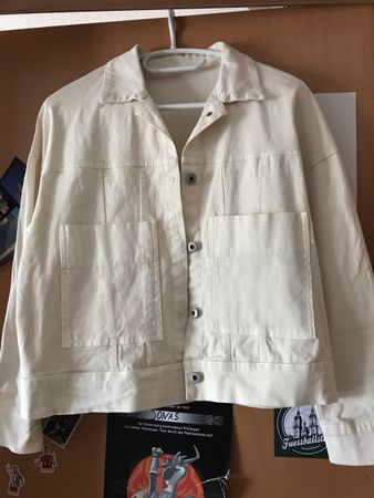 Stylische Übergangsjacke, Cremeweiss, Grösse S/M, Top!
