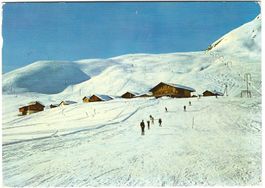 AK Milez (Tavetsch/GR) mit Skilift Cuolm-Val
