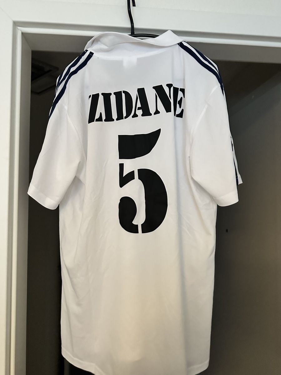 Adidas Maillots de corps & Pantalons: Maillot Zidane Réal Madrid  – Neuf (Voir description) à Grancy par arn_lmj6 1