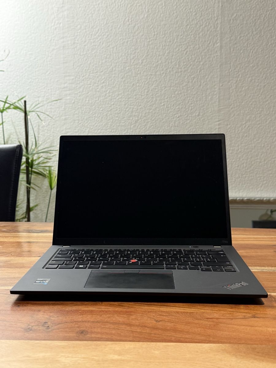 Lenovo Notebooks: Lenovo T14s Gen 3 Thinkpad- Type 21 BR – Gebraucht aus Münchenstein von fio_2pk5