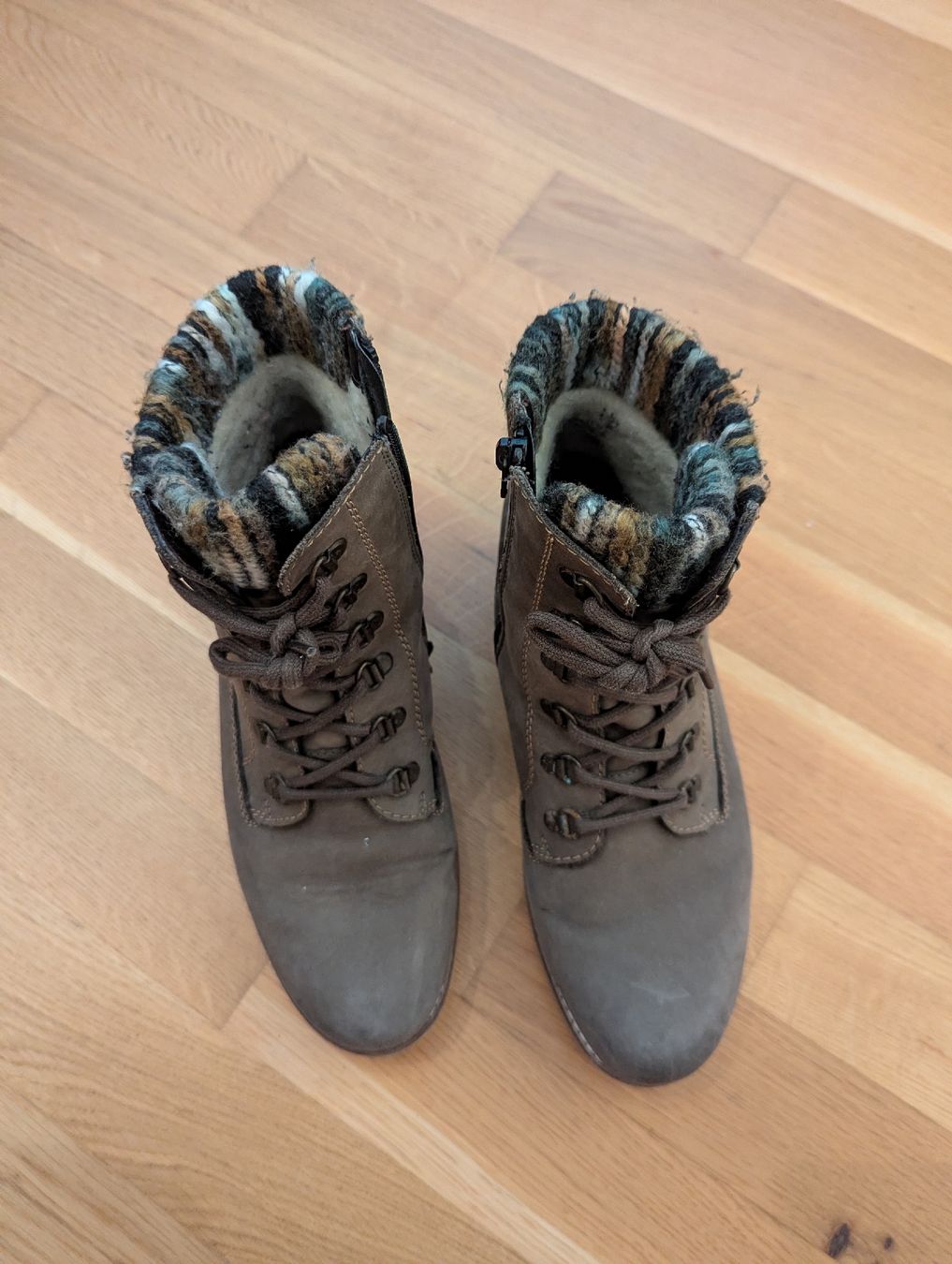 Chaussures femmes: Remonte Winterstiefel  – D'occasion à Birrwil par ann_b7j9