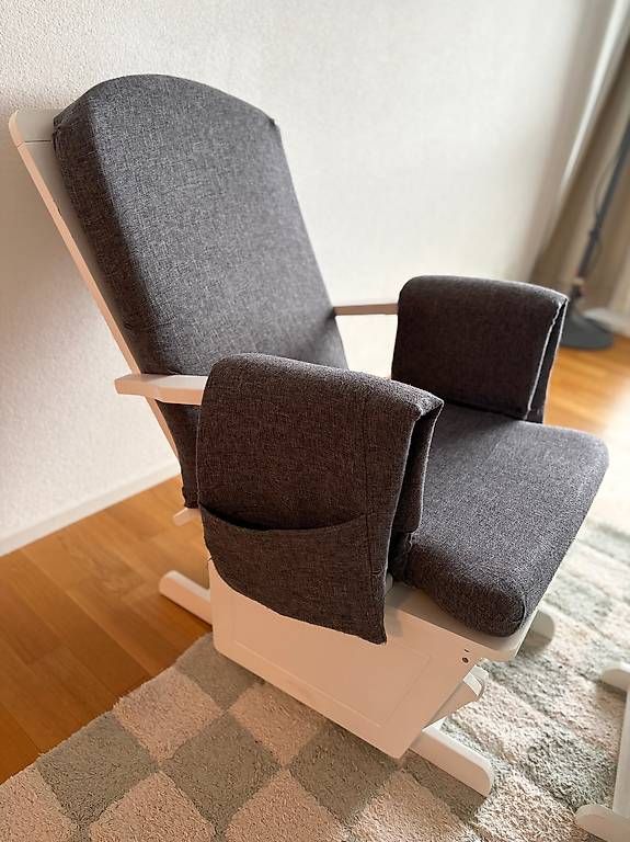 Poltrone: Schaukelstuhl mit Hocker grau - muss weg – Usato da Bern venduto da kar_6wqk 2