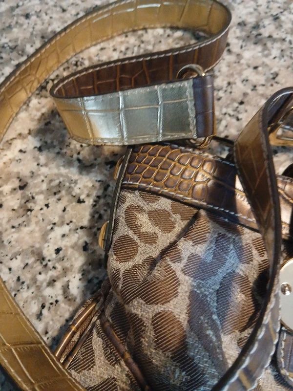 Guess Sacs femmes: Guess Y2K Leo Tasche – Neuf (Voir description) à St. Gallen par mic_6zq2 4