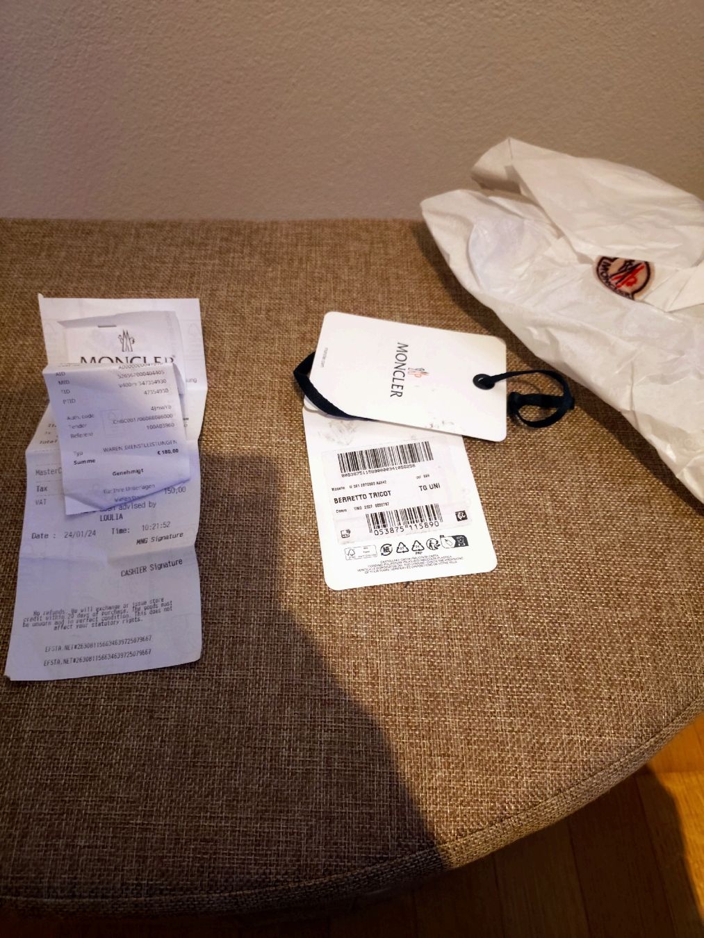 Moncler Copricapi, berretti & cappellini: Moncler Winterkappe Orginal Schwarz – Nuovo (secondo la descrizione) da Embrach venduto da RandyG91 1