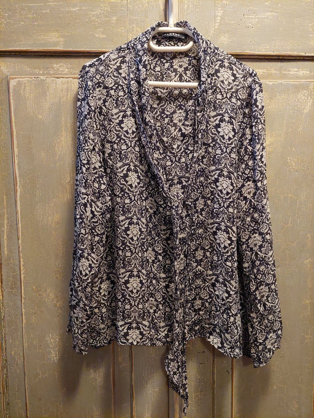 Globus Camicette: Globus Essentials . Chiffon Bluse - 38 – Nuovo (secondo la descrizione) da Besenbüren venduto da teluride89 1