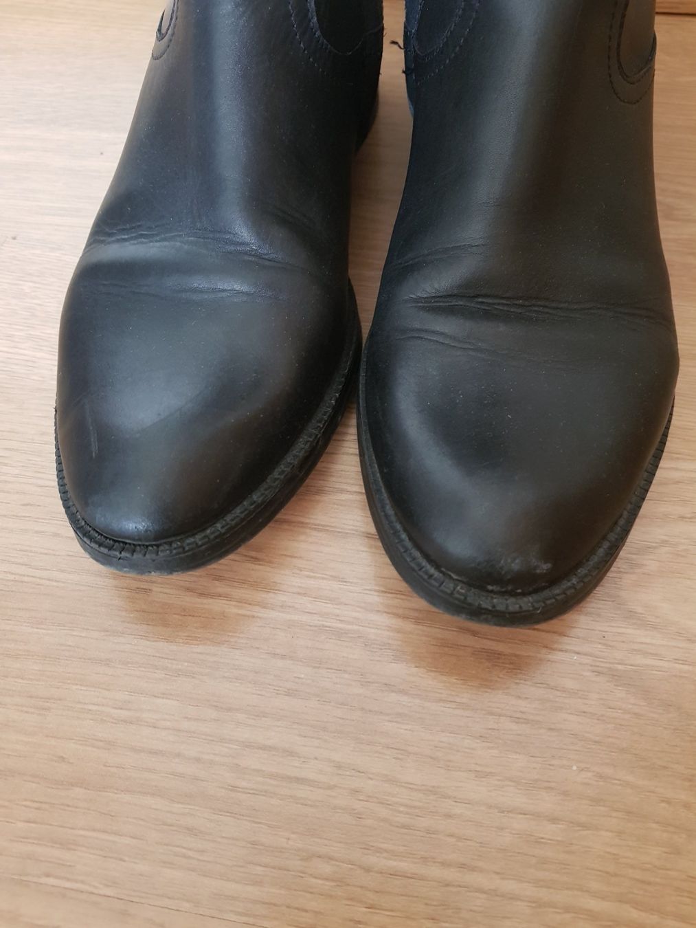 Geox Scarpe da donna: Geox Lederstiefel Gr.38 schwarz – Usato da Merligen venduto da muss_haben 3