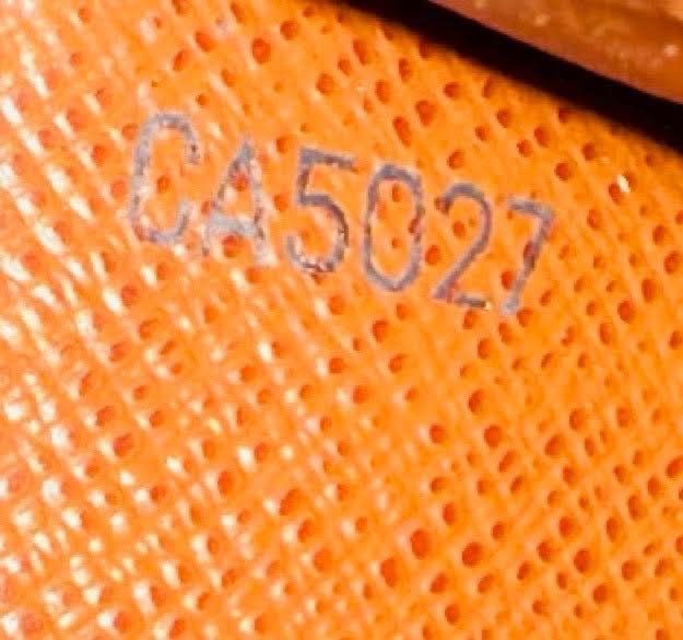 Louis Vuitton Portamonete: Louis Vuitton Sarah Geldbörse Monogram  – Usato da Widnau venduto da Pukpan_99 5