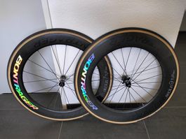 Bontrager aeolus 7 / 9 TLR Laufradsatz