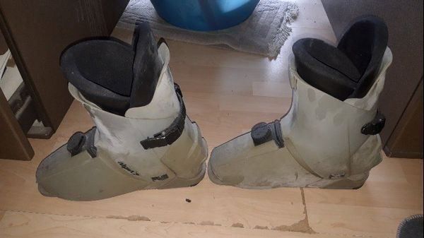 Alpina Scarpe da uomo: 1 Paar Alpin Skischuhe – Usato da Höri venduto da 2oo892 2