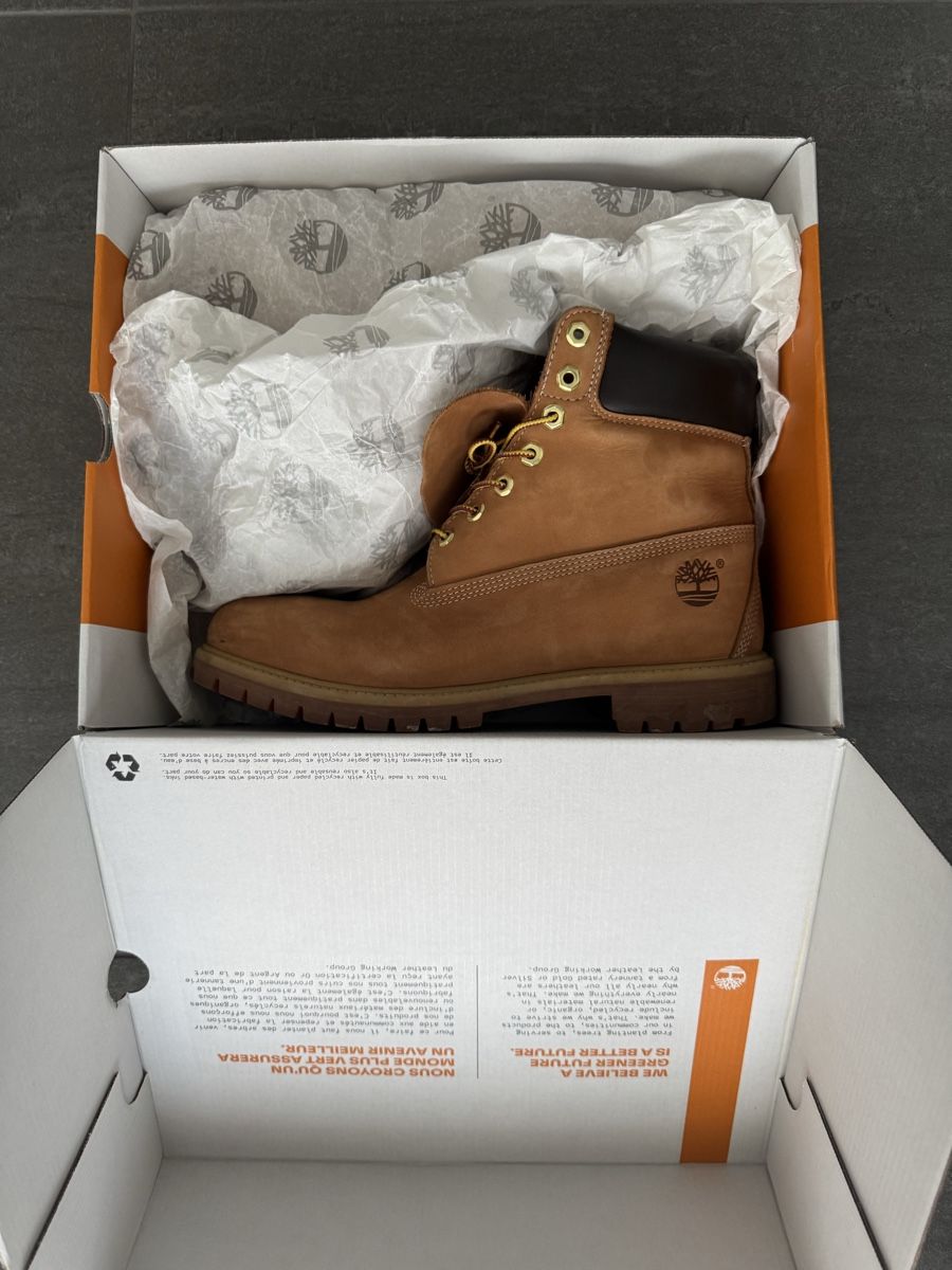 Timberland Scarpe da uomo: TIMBERLAND PREMIUM 6 INCH BOOT – Usato da Jona venduto da jon_m9hx